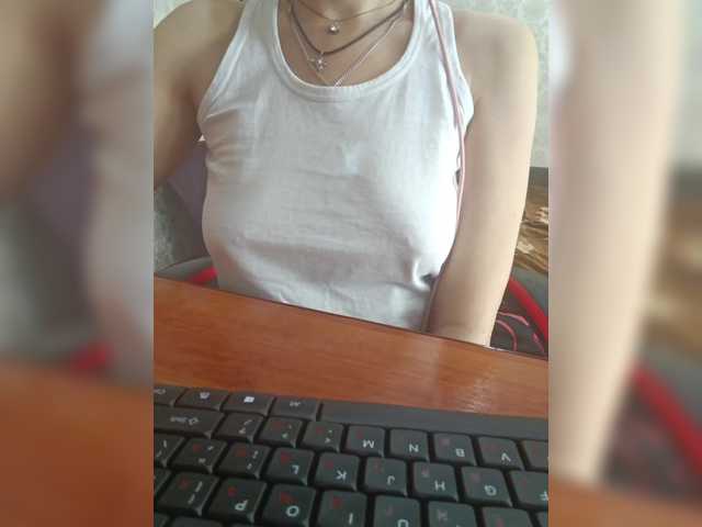 Olik-Pisa's BongaCams show and profile