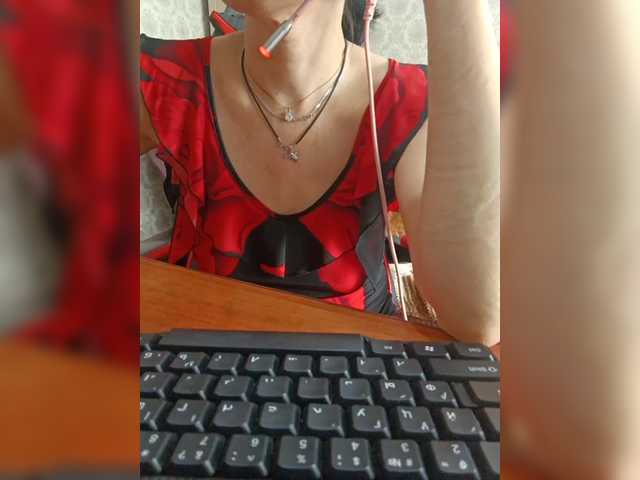 Olik-Pisa's BongaCams show and profile