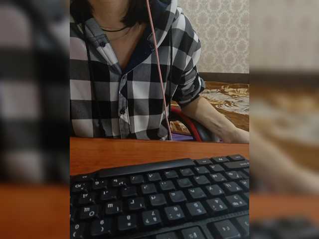 Olik-Pisa's BongaCams show and profile