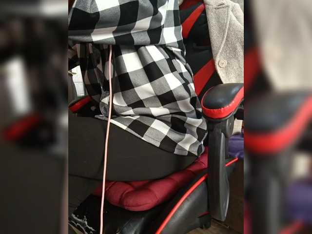 Olik-Pisa's BongaCams show and profile