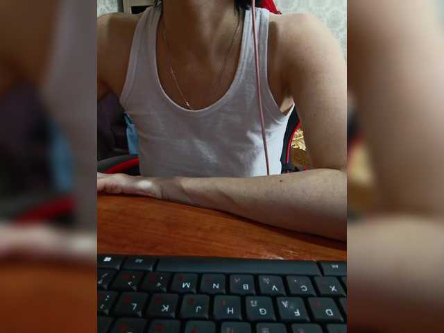 Olik-Pisa's BongaCams show and profile