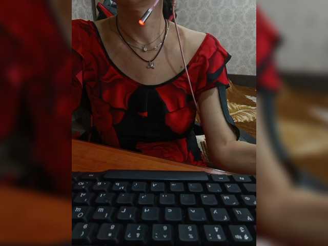 Olik-Pisa's BongaCams show and profile