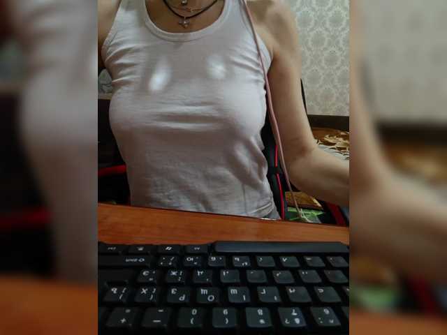 Olik-Pisa's BongaCams show and profile