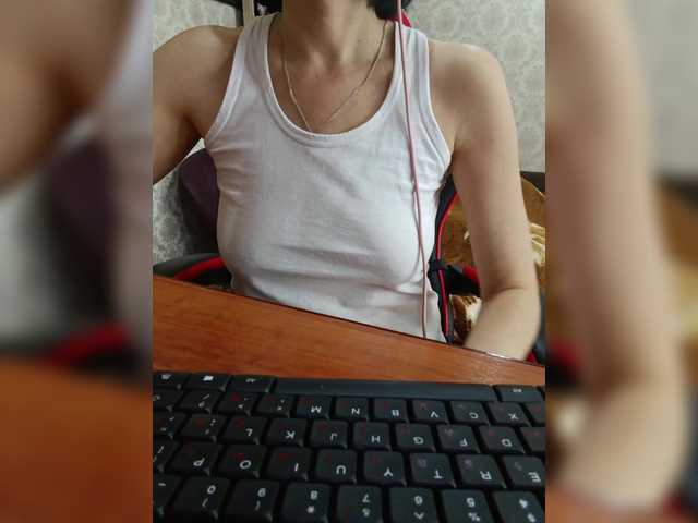 Olik-Pisa's BongaCams show and profile