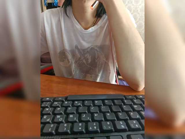 Olik-Pisa's BongaCams show and profile