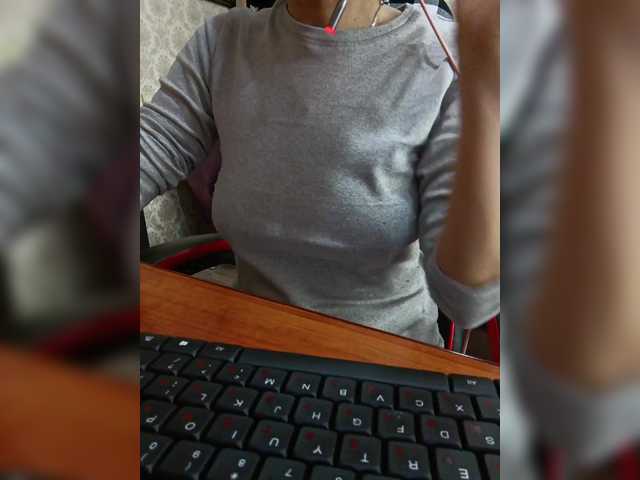 Olik-Pisa's BongaCams show and profile