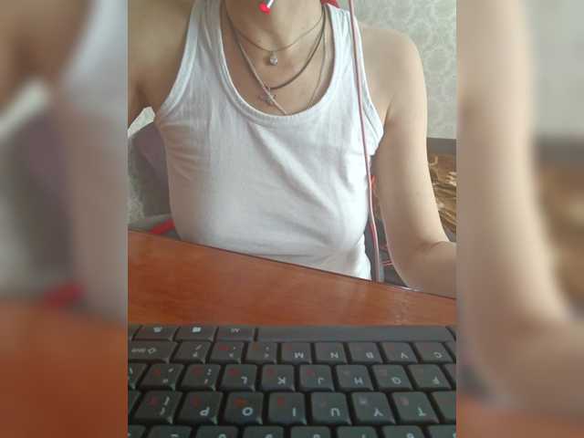 Olik-Pisa's BongaCams show and profile