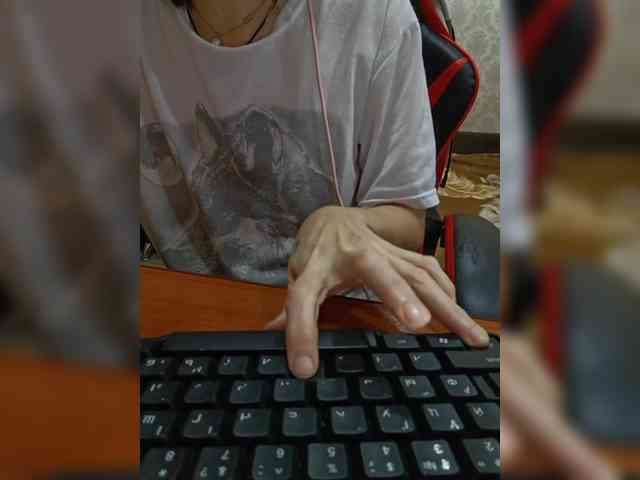 naked_taxi_dispatcher webcam