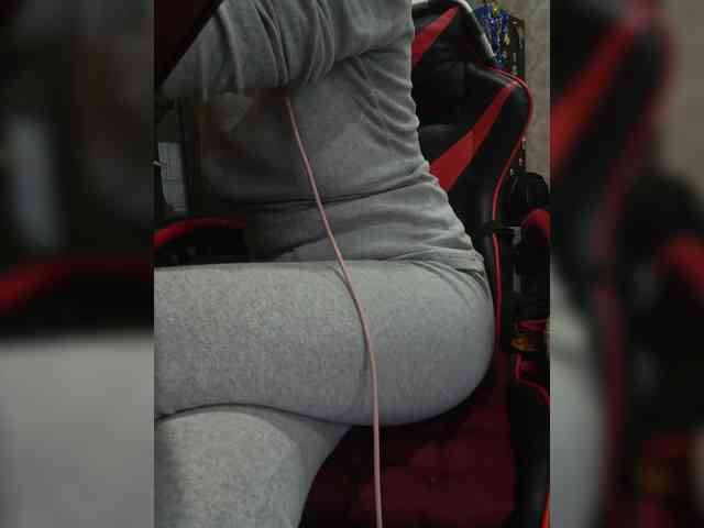 naked_taxi_dispatcher webcam