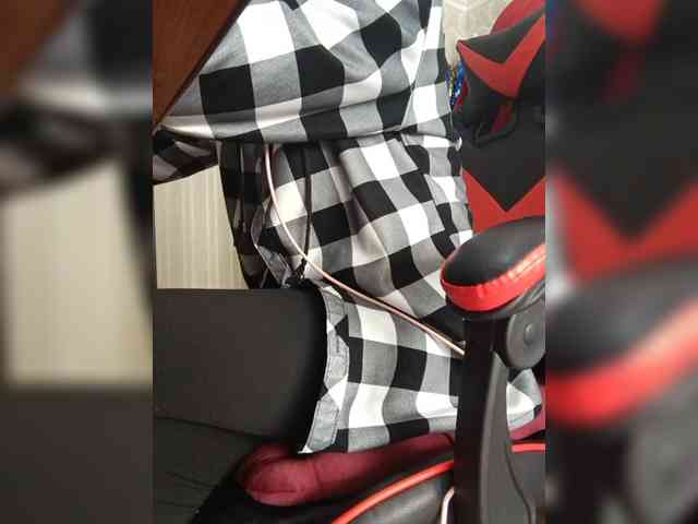 naked_taxi_dispatcher webcam