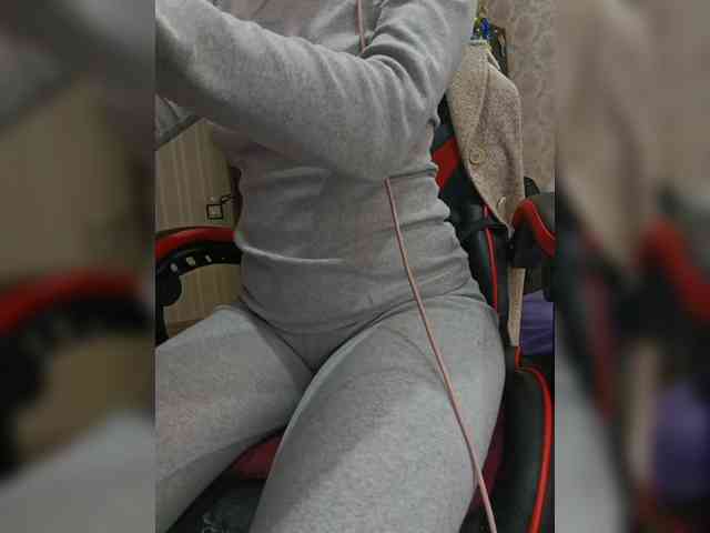 naked_taxi_dispatcher webcam