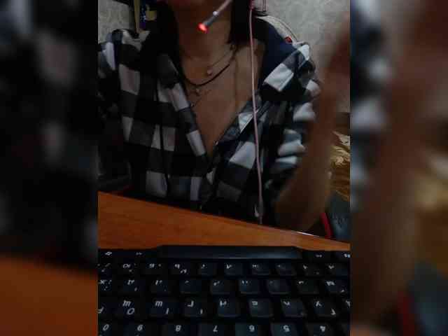 naked_taxi_dispatcher webcam