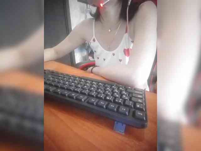 naked_taxi_dispatcher webcam