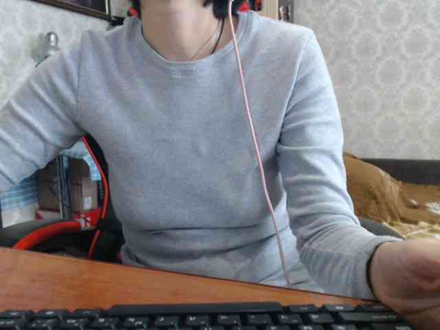 naked_taxi_dispatcher webcam