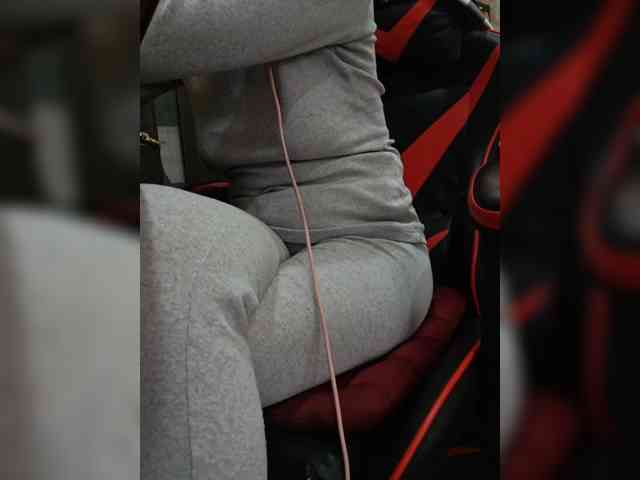 naked_taxi_dispatcher webcam