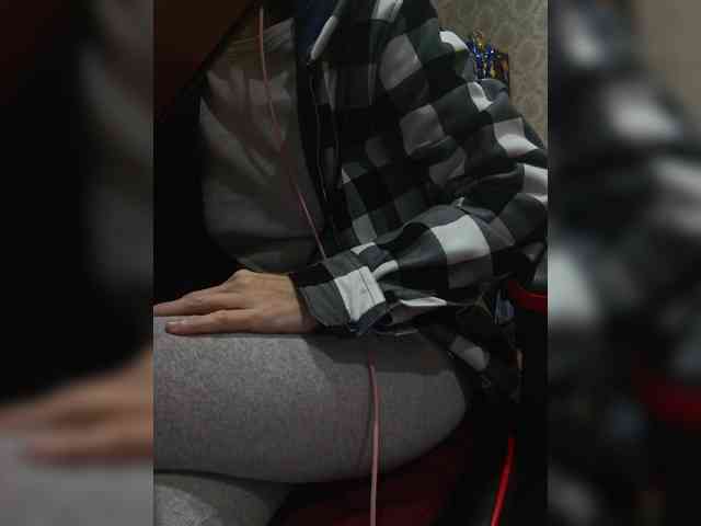 naked_taxi_dispatcher webcam