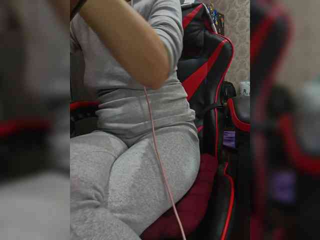 naked_taxi_dispatcher webcam