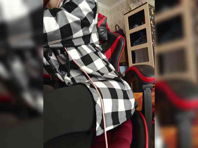 naked_taxi_dispatcher webcam