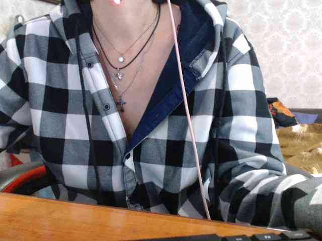 naked_taxi_dispatcher webcam