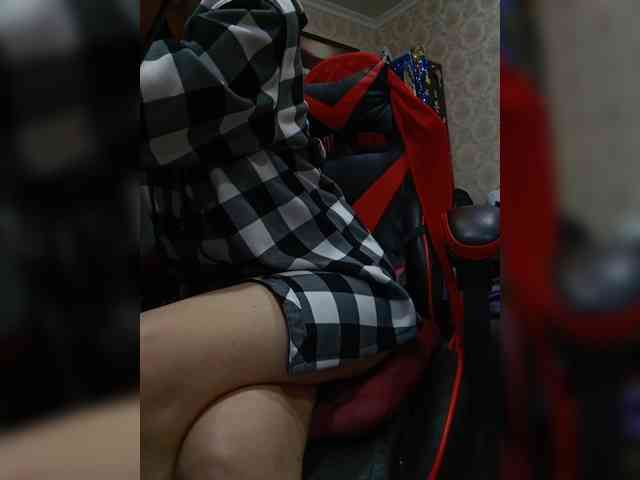 naked_taxi_dispatcher webcam