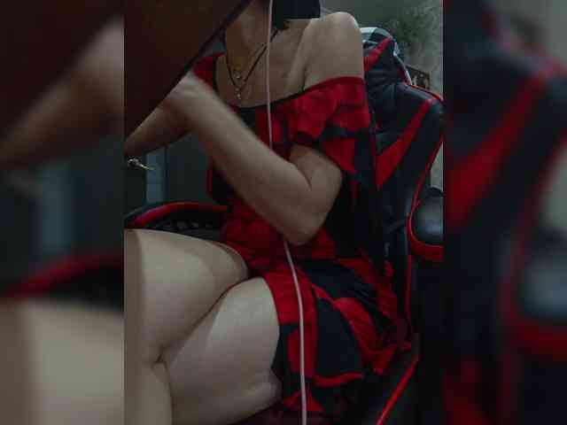 naked_taxi_dispatcher webcam