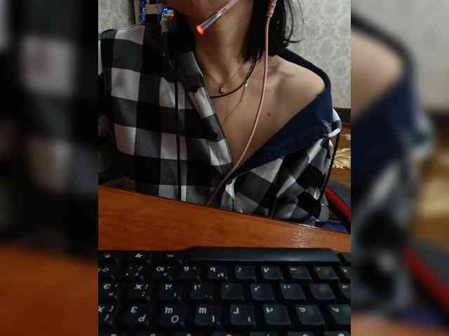 naked_taxi_dispatcher webcam