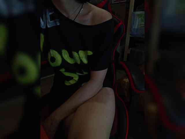 naked_taxi_dispatcher webcam