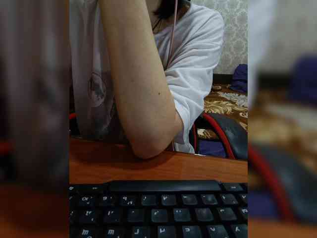 naked_taxi_dispatcher webcam