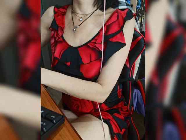 naked_taxi_dispatcher webcam