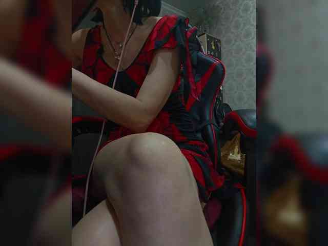 naked_taxi_dispatcher webcam