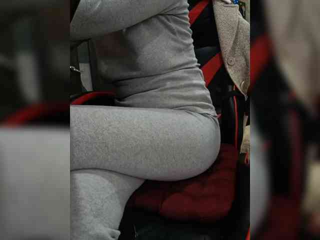 naked_taxi_dispatcher webcam