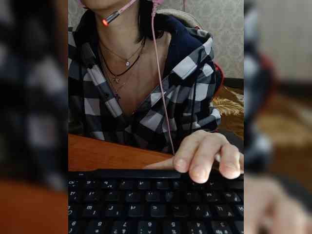 naked_taxi_dispatcher webcam