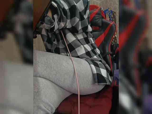 naked_taxi_dispatcher webcam