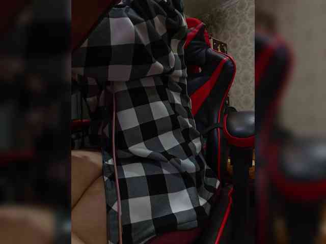 naked_taxi_dispatcher webcam