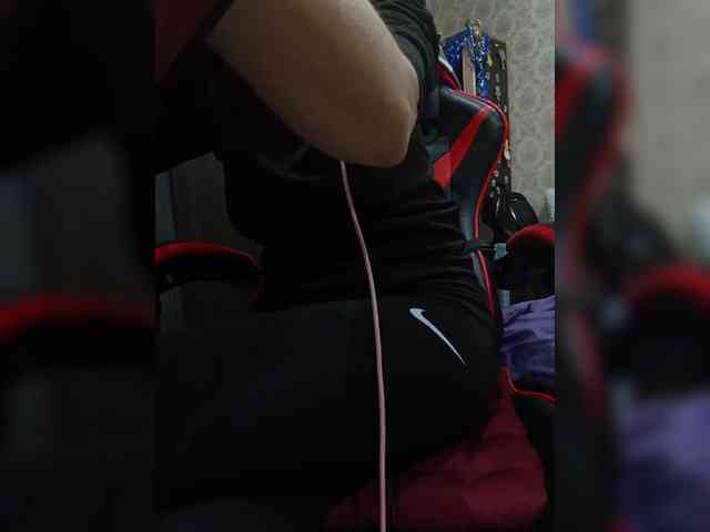 naked_taxi_dispatcher webcam