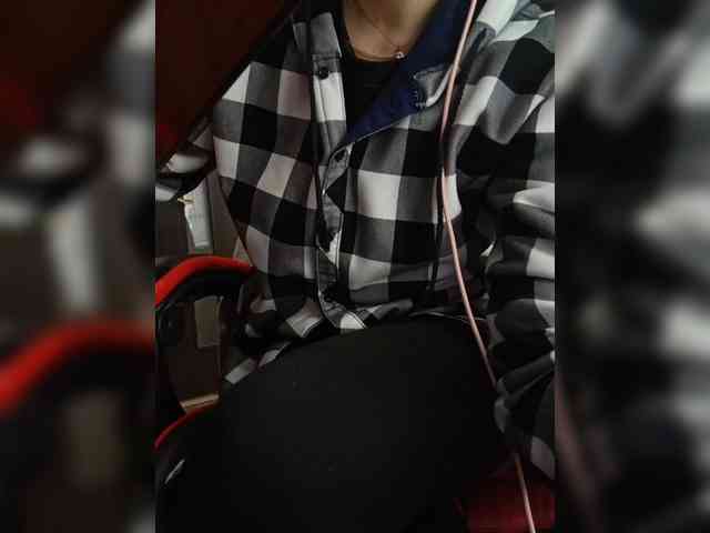 naked_taxi_dispatcher webcam