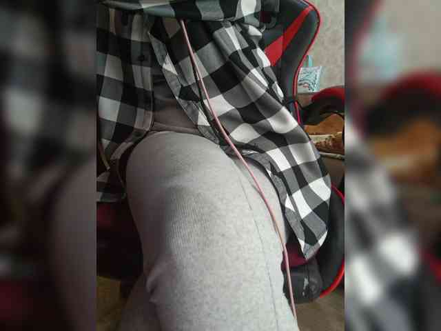 naked_taxi_dispatcher webcam