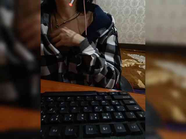 naked_taxi_dispatcher webcam