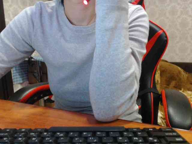 naked_taxi_dispatcher webcam