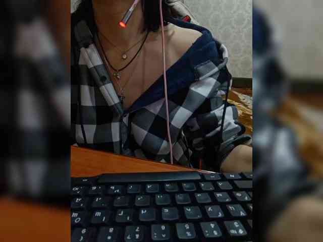 naked_taxi_dispatcher webcam