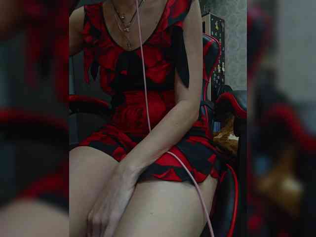 naked_taxi_dispatcher webcam