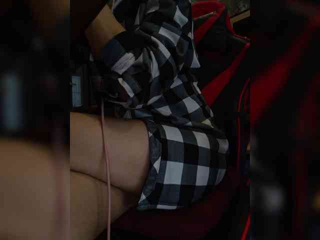 naked_taxi_dispatcher webcam