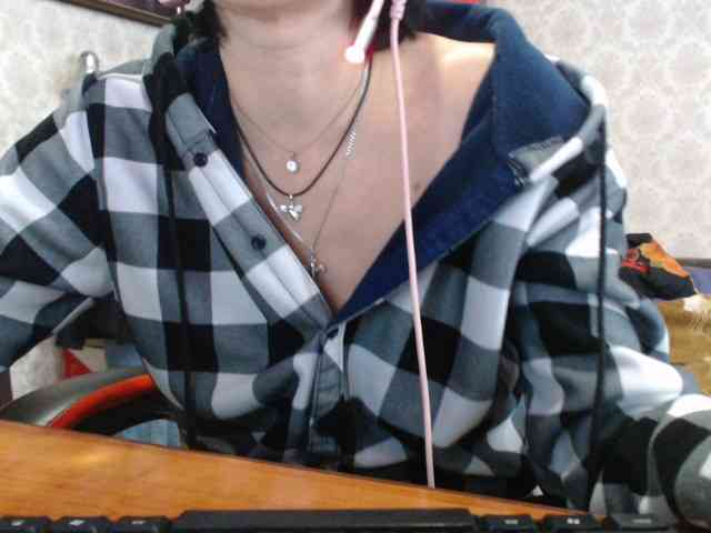 naked_taxi_dispatcher webcam
