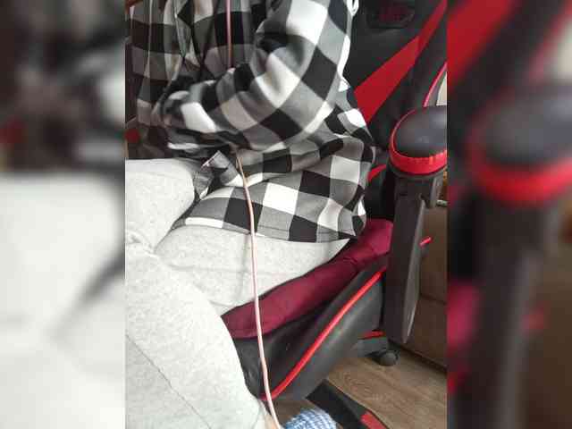 naked_taxi_dispatcher webcam