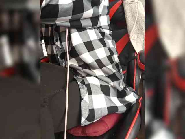 naked_taxi_dispatcher webcam