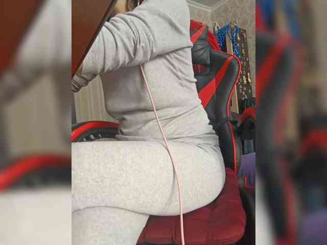 naked_taxi_dispatcher webcam