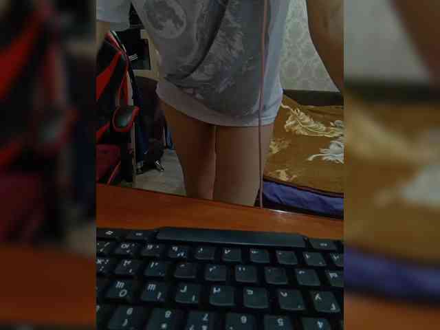 naked_taxi_dispatcher webcam