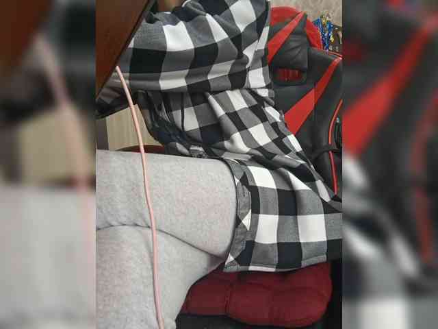 naked_taxi_dispatcher webcam