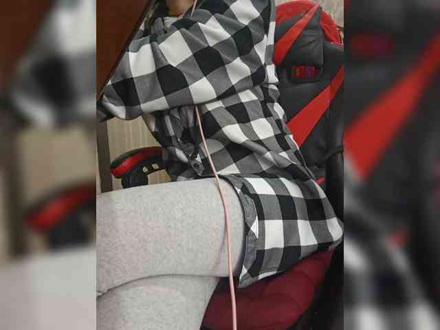 naked_taxi_dispatcher webcam