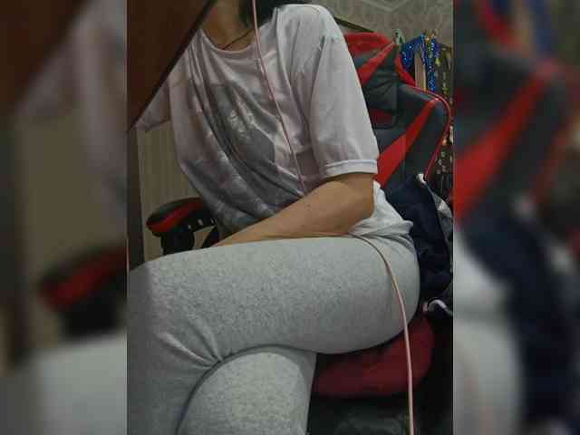 naked_taxi_dispatcher webcam